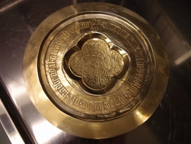 Jöns Budden ehtoollisleipälautanen 1400-luvulta