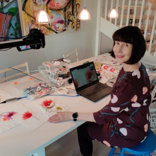 Katriina Leppänen Kirjoittaja on suunnittelijaopettaja, TaM ja Tekstiilikulttuuriseuran hallituksen jäsen