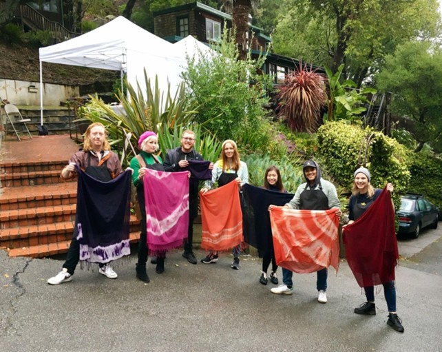 Ryhmäkuva työpajan päätteeksi. Kuva: Auli Sookari